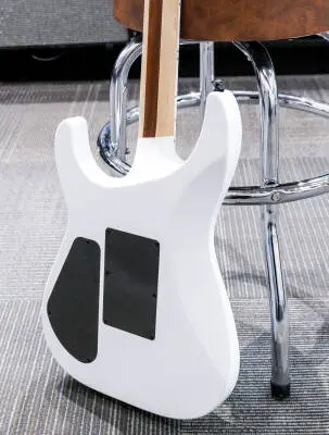 Jackson Guitars - Pro Plus Series Soloist SLA3, Ebony Fingerboard - Snow White 2